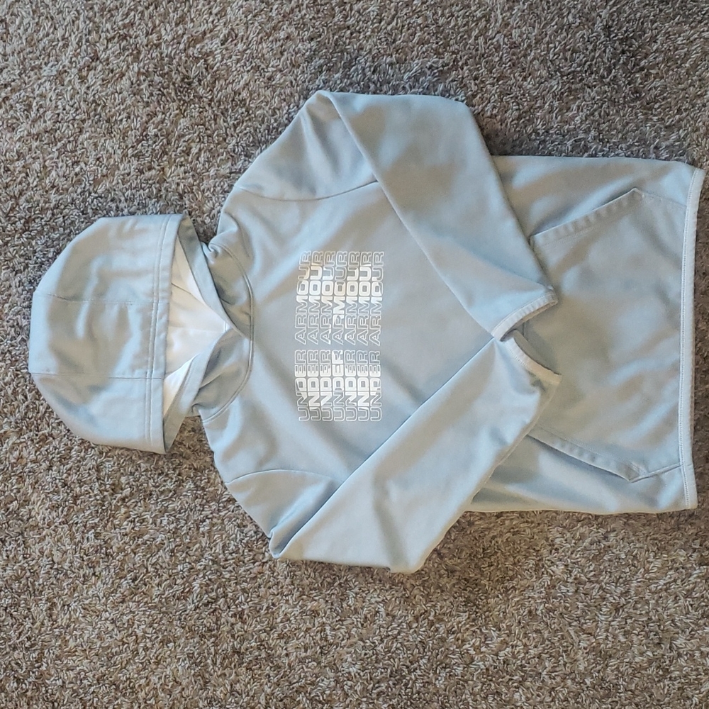 Under armour sweatshirt